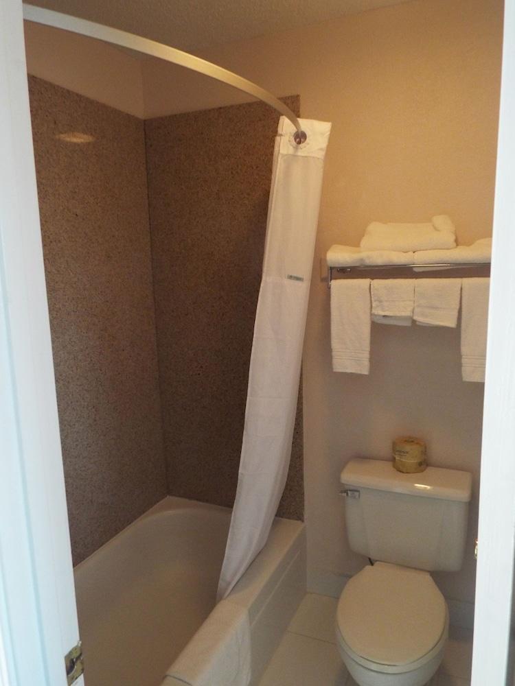 Days Inn By Wyndham Dahlonega University Area Esterno foto