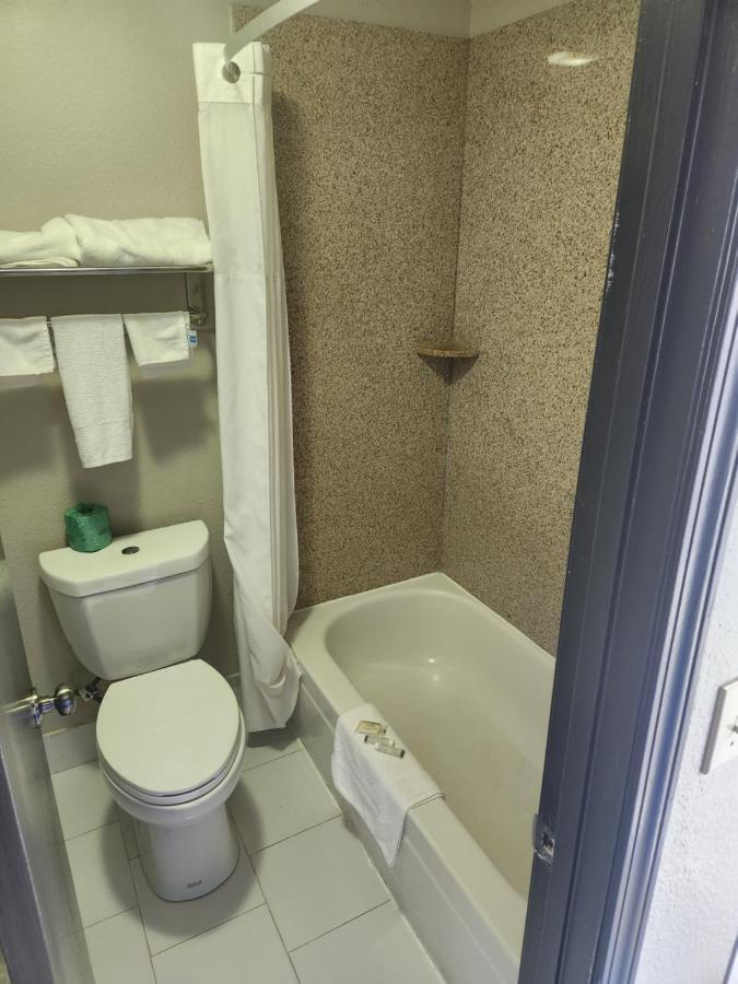 Days Inn By Wyndham Dahlonega University Area Esterno foto