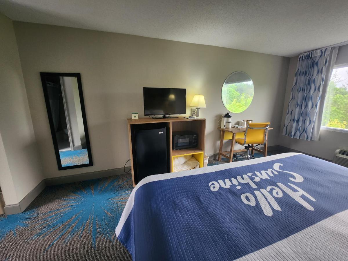 Days Inn By Wyndham Dahlonega University Area Esterno foto